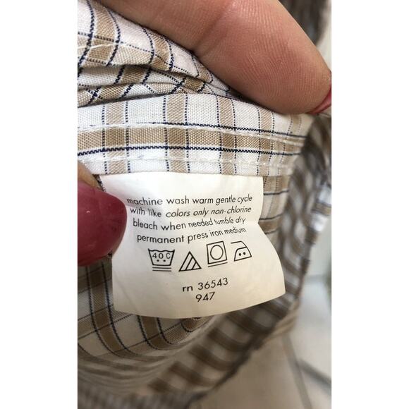 IZOD Wrinkle Free Quick Dry Twill Plaid Button Down Long Sleeve Shirt - Picture 9 of 12